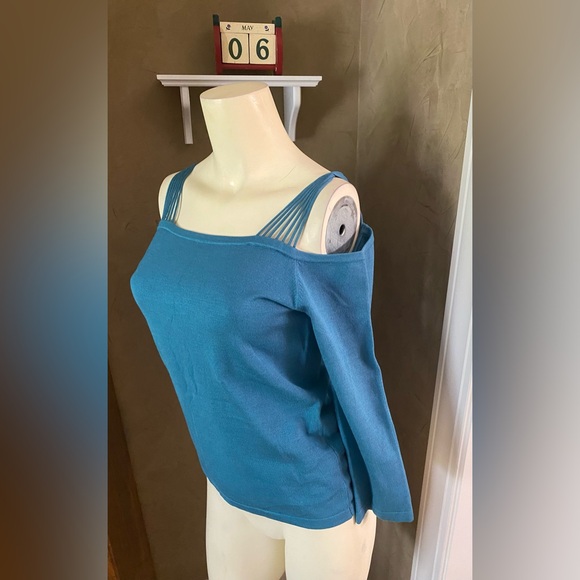 My Favorite Things Colleen Lopez cold shoulder Long Sleeves Stretch Top Small - Picture 3 of 11